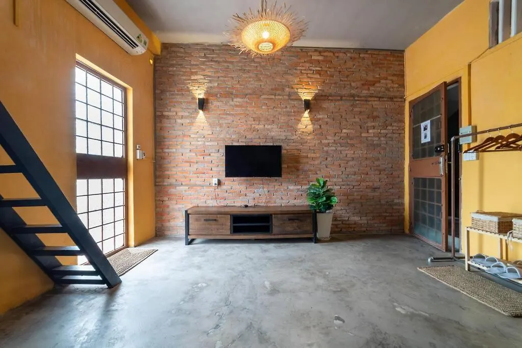 Stay&Chill - S.2: Cozy Studio 3 Minute Walk To Bui Vien Ho Chi Minh City Vietnam
